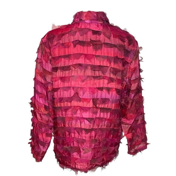 RARE Chico’s Design Textured 100% Silk Button Front Blouse Pink Red Size 2 (M/L) - Picture 4 of 16
